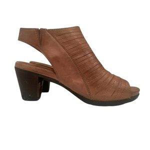 Bussola Brown Peep-Toe Slingback Heeled Sandals S Neutral Size 7.5 Side Zipper